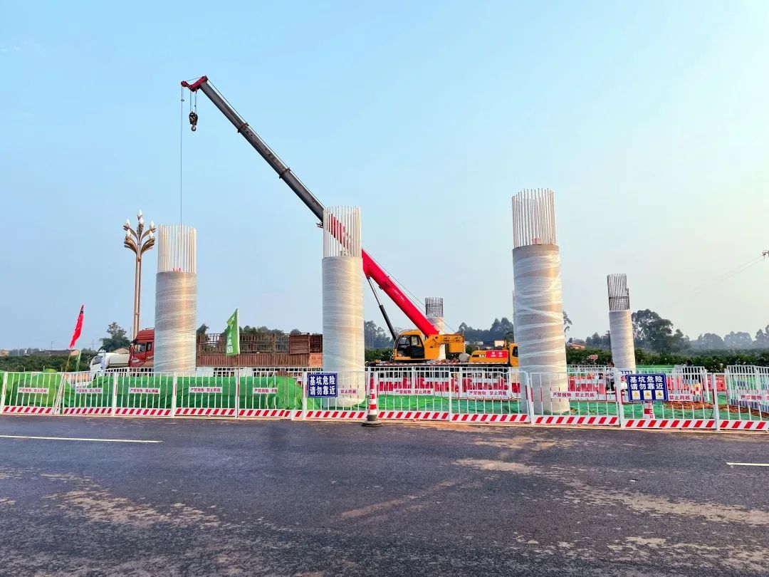 奮戰(zhàn)四季度 大干一百天⑩ |“節(jié)”報(bào)頻傳！公司“橋、隧、路”項(xiàng)目相繼跑出建設(shè)加速度