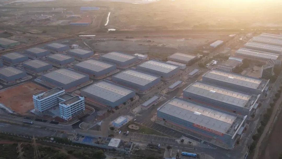川企助力“一帶一路”建設(shè)結(jié)出碩果！一起走進(jìn)四川路橋承建的這個(gè)“燈塔項(xiàng)目”